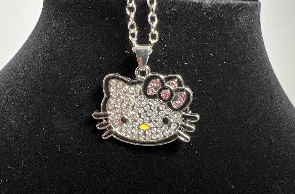 Collar colgante con cadena Hello Kitty Bling nuevo Foto 3 de 4
