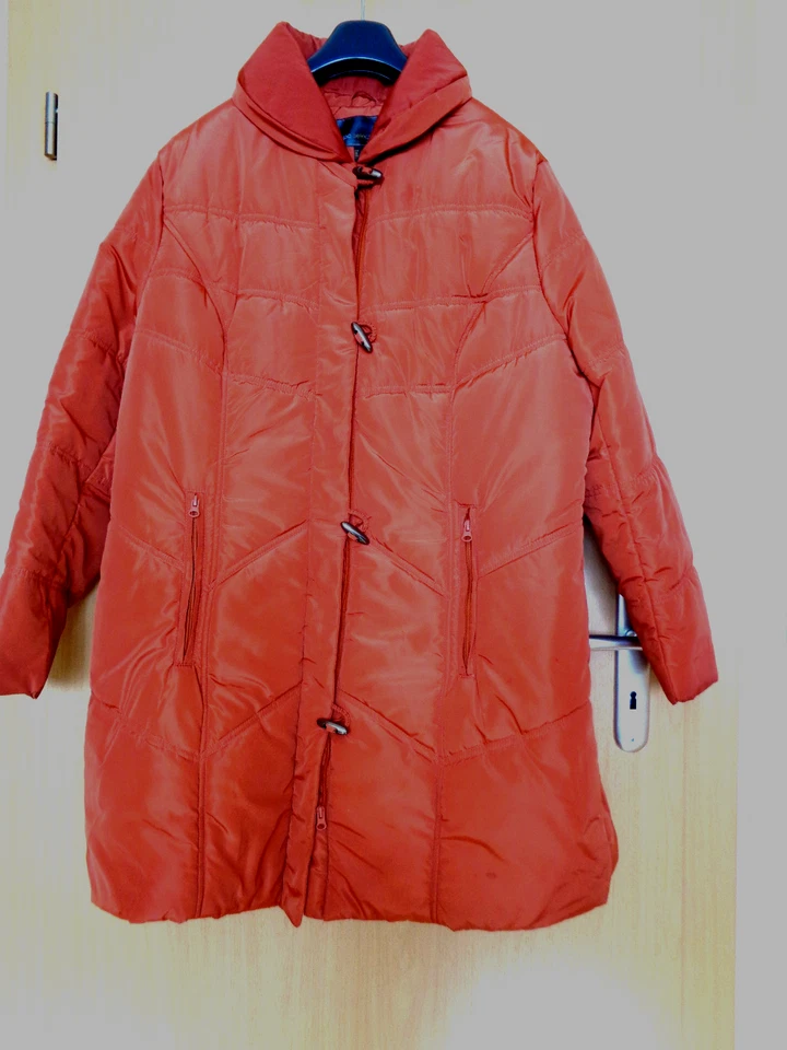 Damen Winterjacke/mantel Gr. 50 dick und warm, Farbe Marone/Kastanie siehe Maße