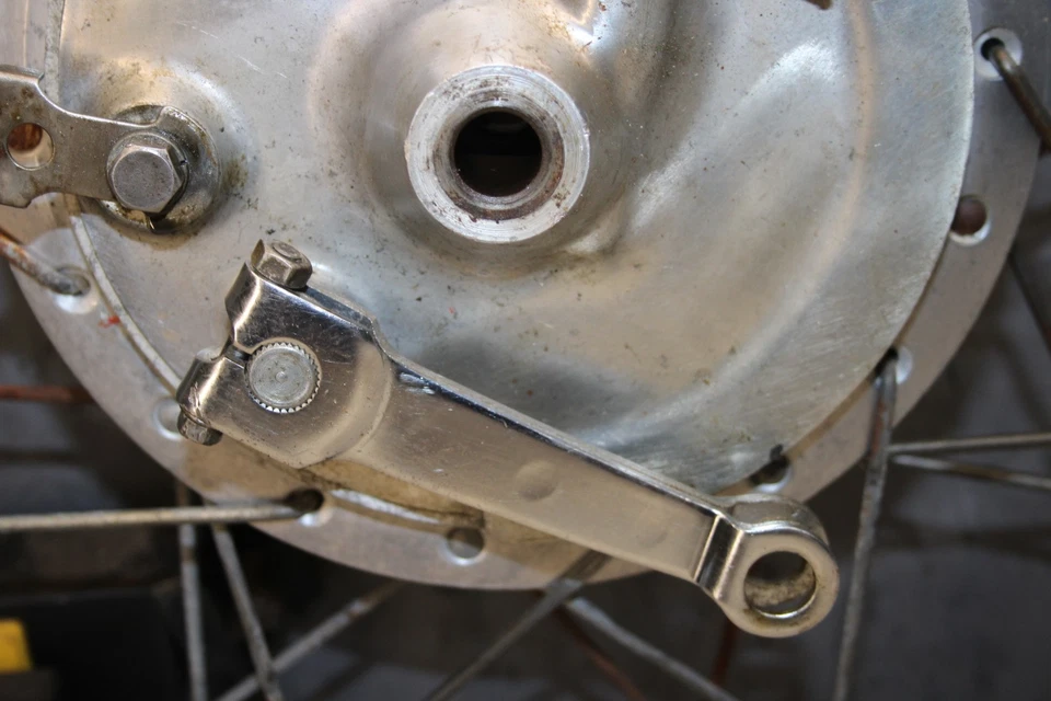 Suzuki TS250 1975 Savage 1,60" x 21" rueda delantera 2556 ABR Foto 3 de 4