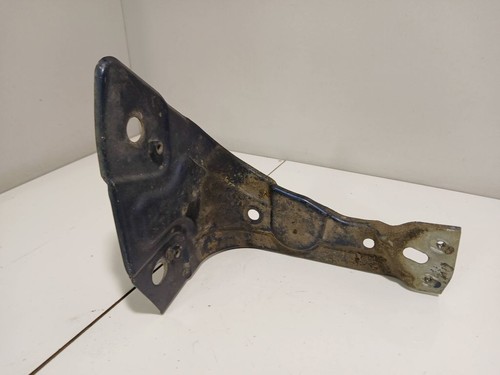 Volkswagen PASSAT B7 2011 Vorne rechts Halterung Kotflügel 3AA821142 EAG25088