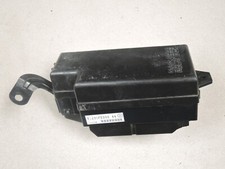 98-00-subaru-forester-engine-compartment-fuse-box-assembly-82231fc002