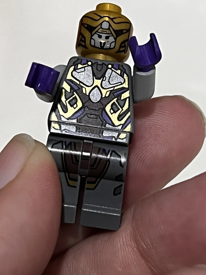 LEGO Minifigura Marvel Alien General D30 Foto 2 de 4