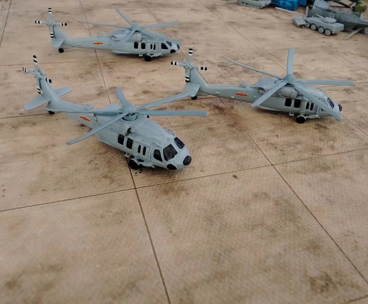 Doctor-Heli ヘリポート ミニチュア mqdefault.jpg