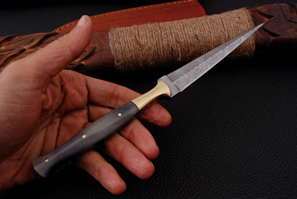 Daga de caza de acero Damasco personalizada hoja fija cuchillo de bota funda DOBLE FILO Foto 3 de 4