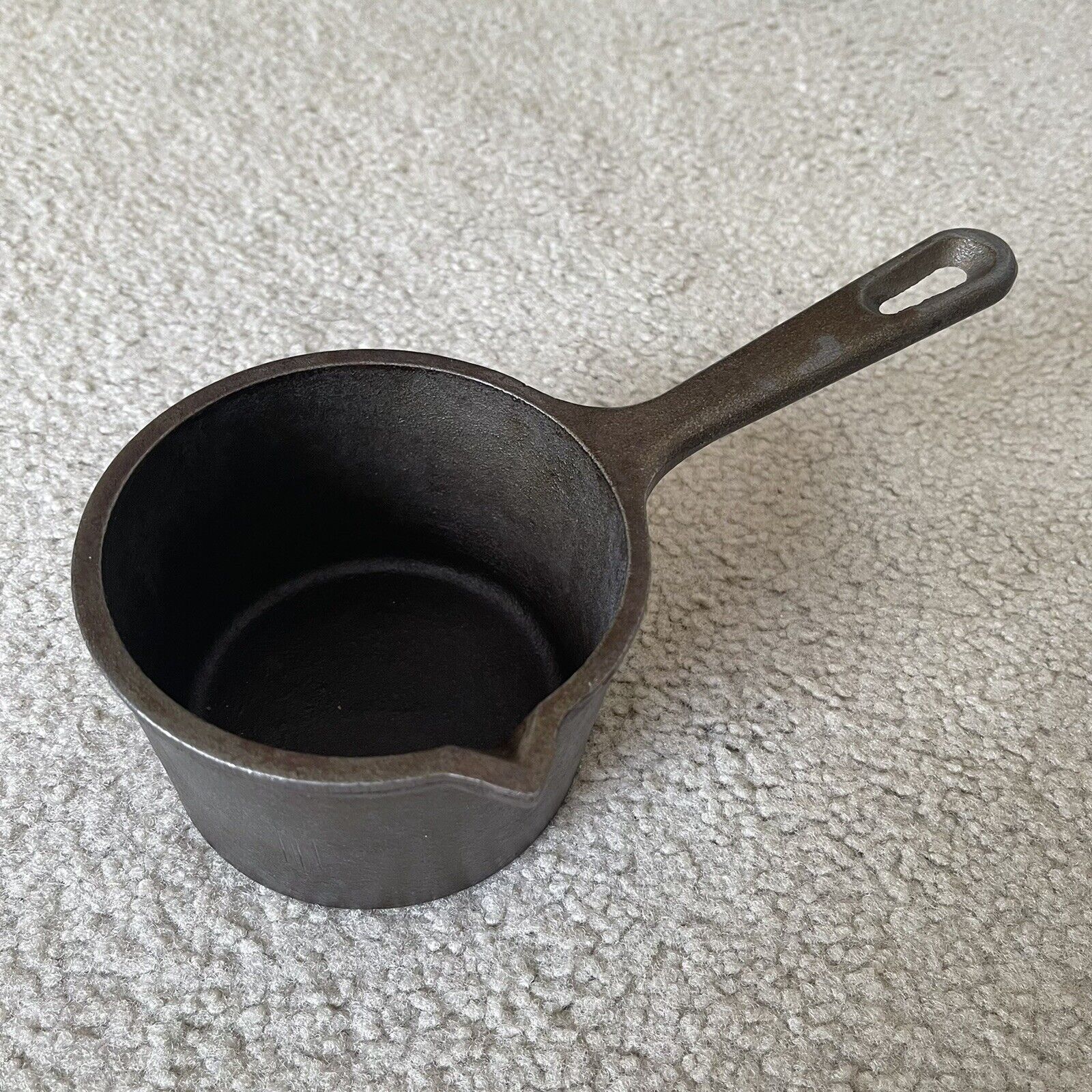 Vintage Lodge Cast Iron Melting Pot Sauce Pan Spout Smelting 2 Cup USA -  collectibles - by owner - craigslist