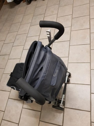 Janè Passeggino Leggero Tour Nurse Compact Grigio - Foto 8 di 9
