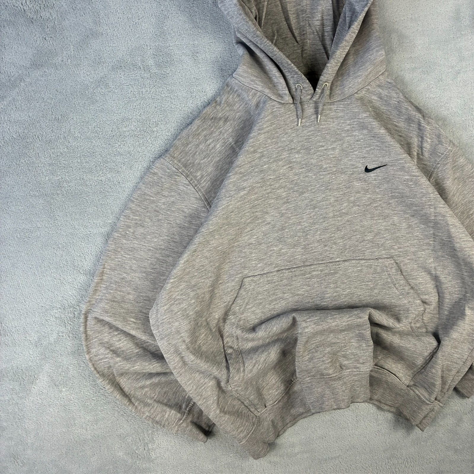 Vintage Nike 2000's Y2K Grey Mini Swoosh Oversized Large Pullover Hoodie image 2