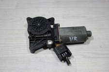 Fensterhebermotor vorne rechts Bosch 0130821709 Mercedes Benz W202 C200 Bj,98 Fensterhebermotor vorne rechts Bosch 0130821709 Mercedes Benz W202 C200 Bj,98