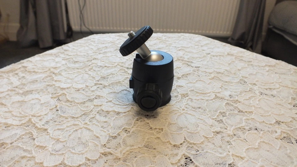 Dwarf Lab Dwarf ll ball head smart telescope adaptor - Image 3 of 3