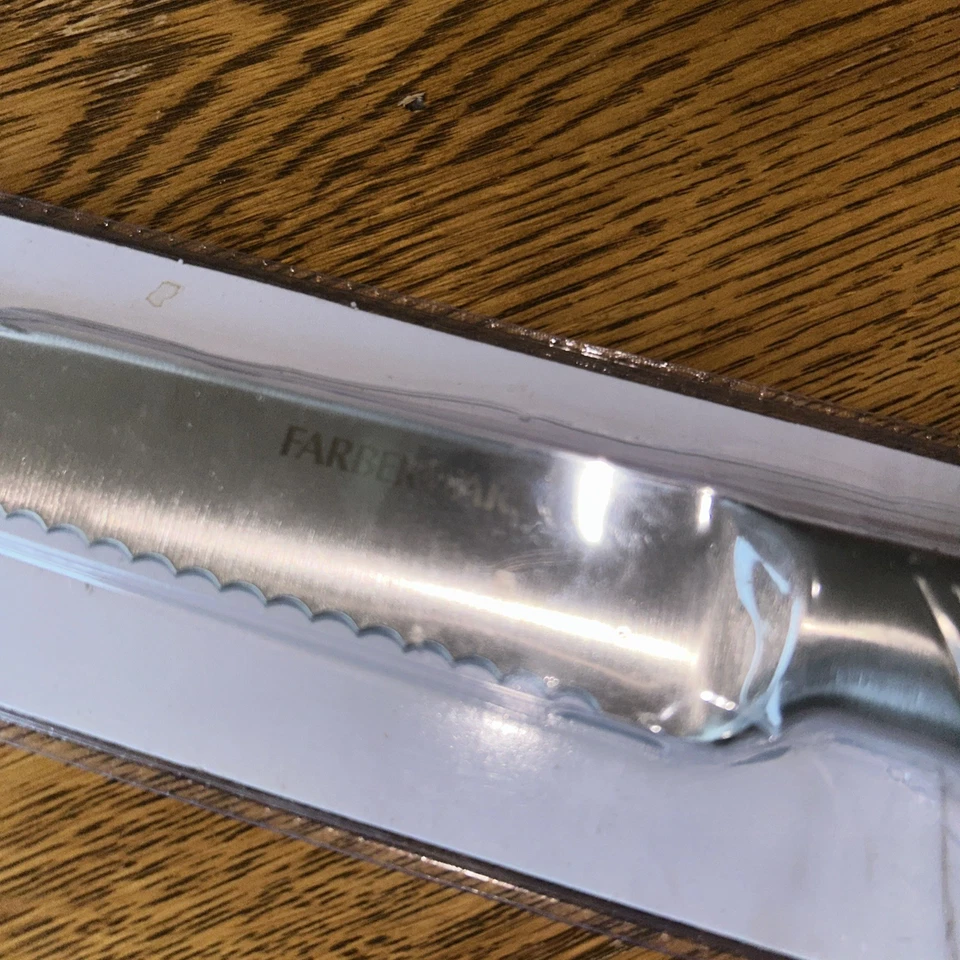 CUCHILLO PAN FARBERWARE PRO FORGE 8" Hoja y Mango Acero Inoxidable Dentado Foto 3 de 4