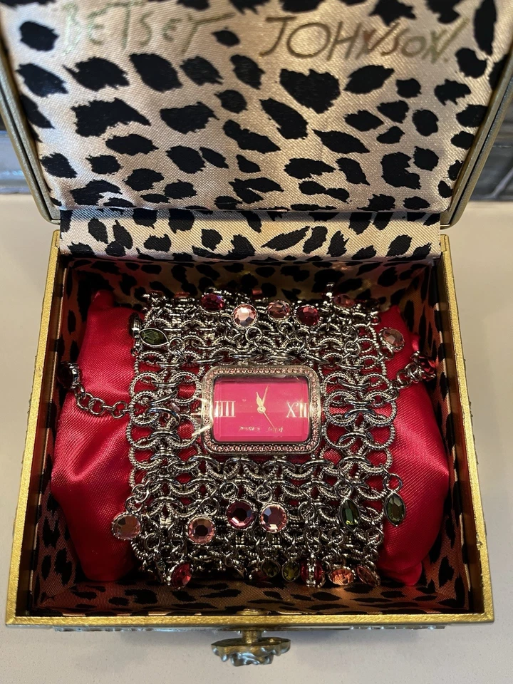 Reloj pulsera Betsey Johnson acero inoxidable movimiento Japón resistente al agua Foto 2 de 4