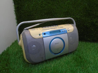 Vintage Sony CD Radio Cassette Tape Recorder CFD-E100L Boombox Tested & Working - Image 1 of 4