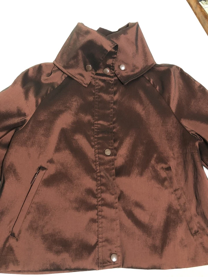 Abrigo Chaqueta SAMUEL DONG Mujer Elegante Marrón Bronce Texturizado Cremallera Completa Talla S Usado en Excelente Condición Foto 4 de 4