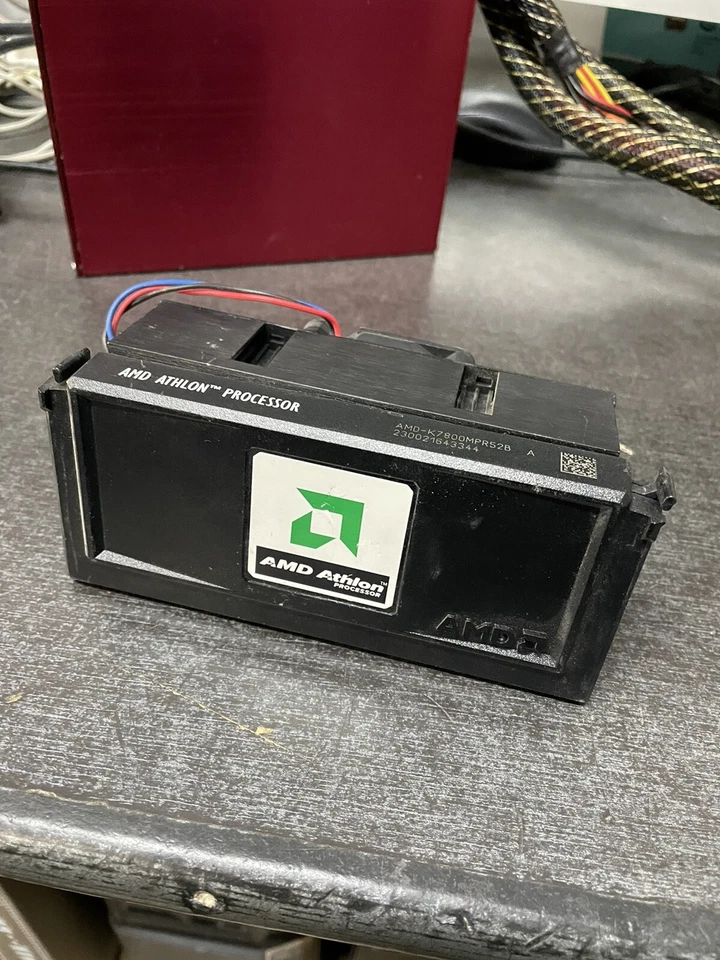 AMD Athlon 800MHz AMD-K7800MPR52B A Slot A - Immagine 4 di 4