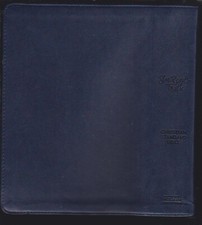 "She Reads Truth" Christian Standard Bible - Navy Blue LeatherTouch 2017 LN