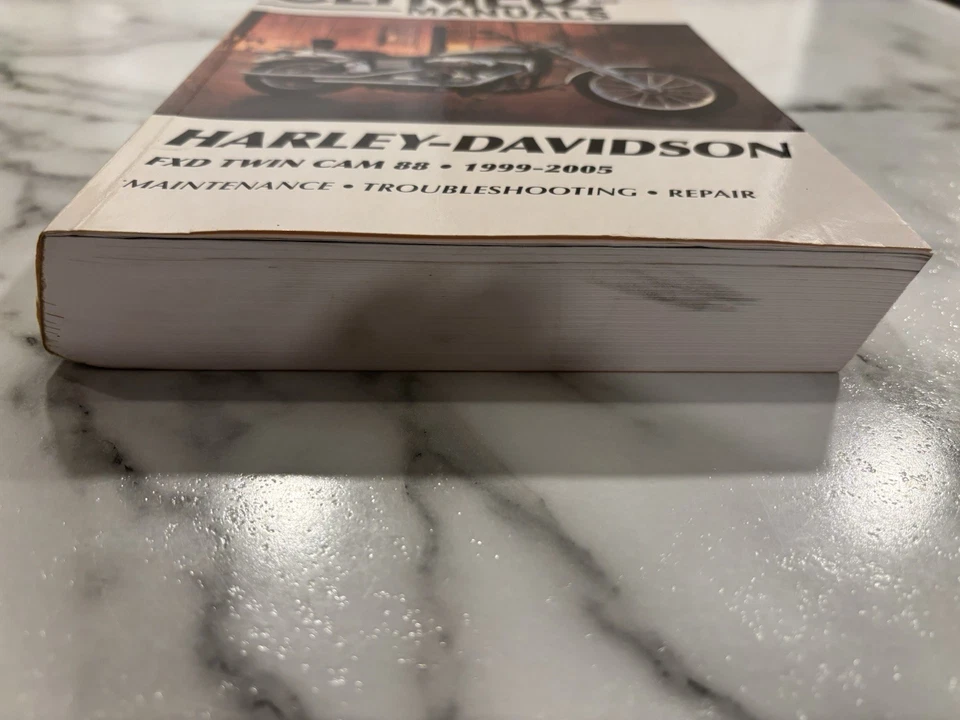 Manual de servicio Clymer Harley Davidson FXD Twin Cam 88 1999-2005 Foto 3 de 4