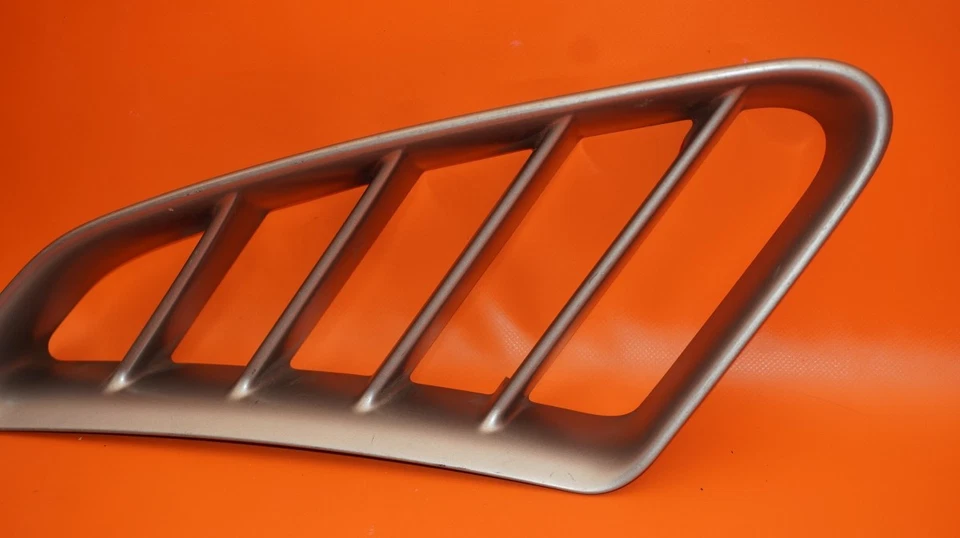 PORSCHE BOXSTER QUARTER VENT GRILLE RIGHT PASSENGER 2007 2008 2009 2010 2011 - Image 2 of 4