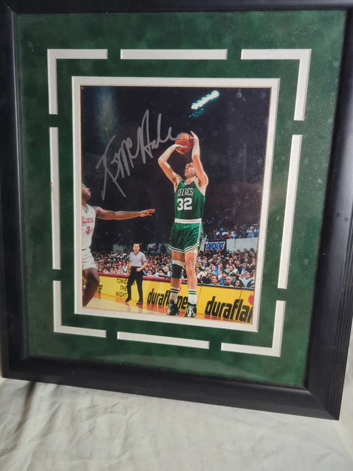 KEVIN MCHALE SIGNED 8X10 PHOTO BOSTON CELTICS COA FRAMED HOF - Image 2 of 4