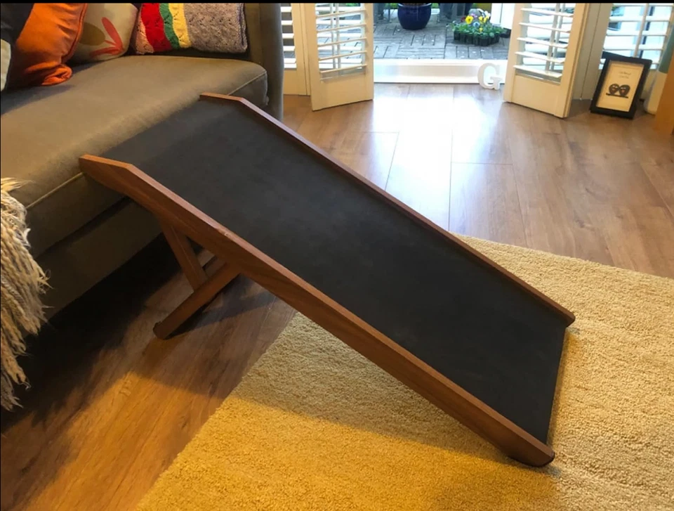 Adjustable Folding Dog & Cat Pet Ramp – Non-Slip Sofa/Bed/Car Aid - Image 3 of 4