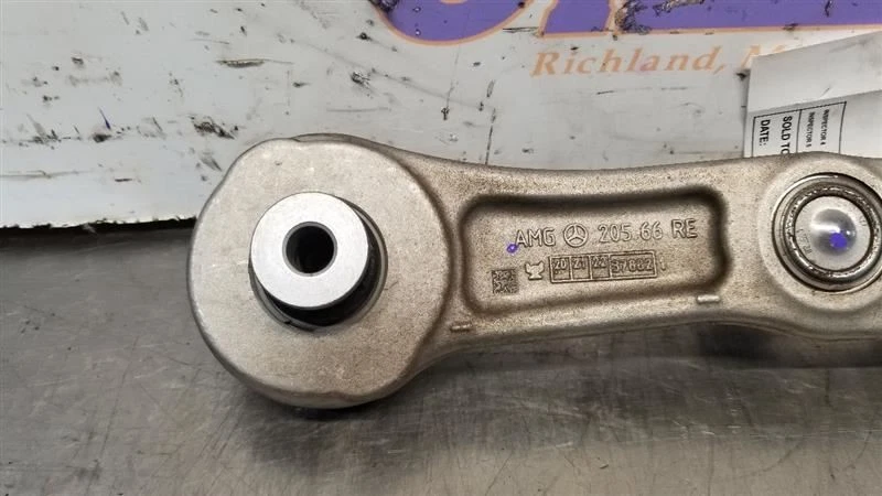 21 MERCEDES BENZ C63 AMG W205 VARILLA PUNTAL CONTROL INFERIOR PASAJERO DELANTERO DERECHO Foto 2 de 4