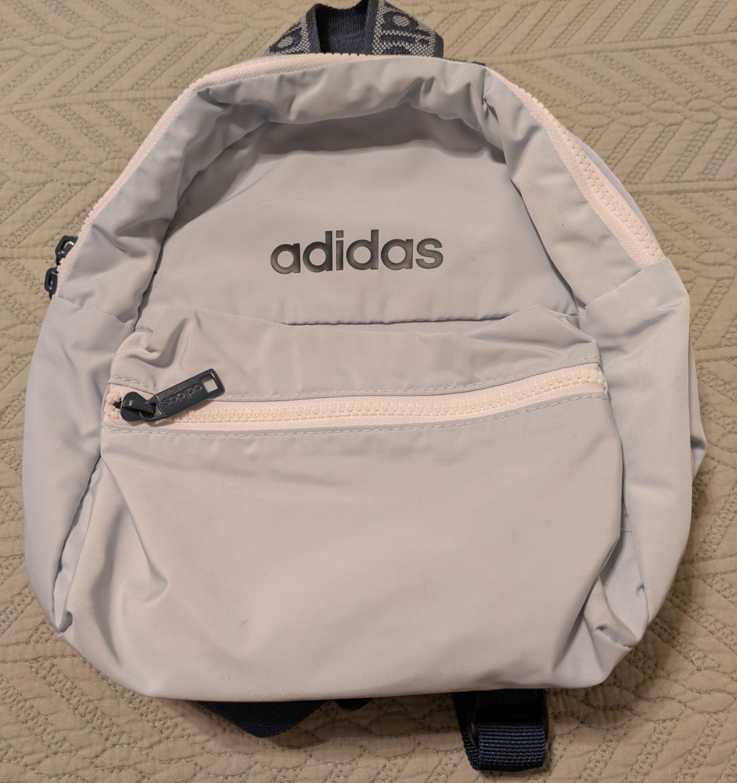 small adidas backpack - image 1