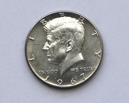 1967 KENNEDY HALF DOLLAR UNCIRCULATED (JFK67-02)