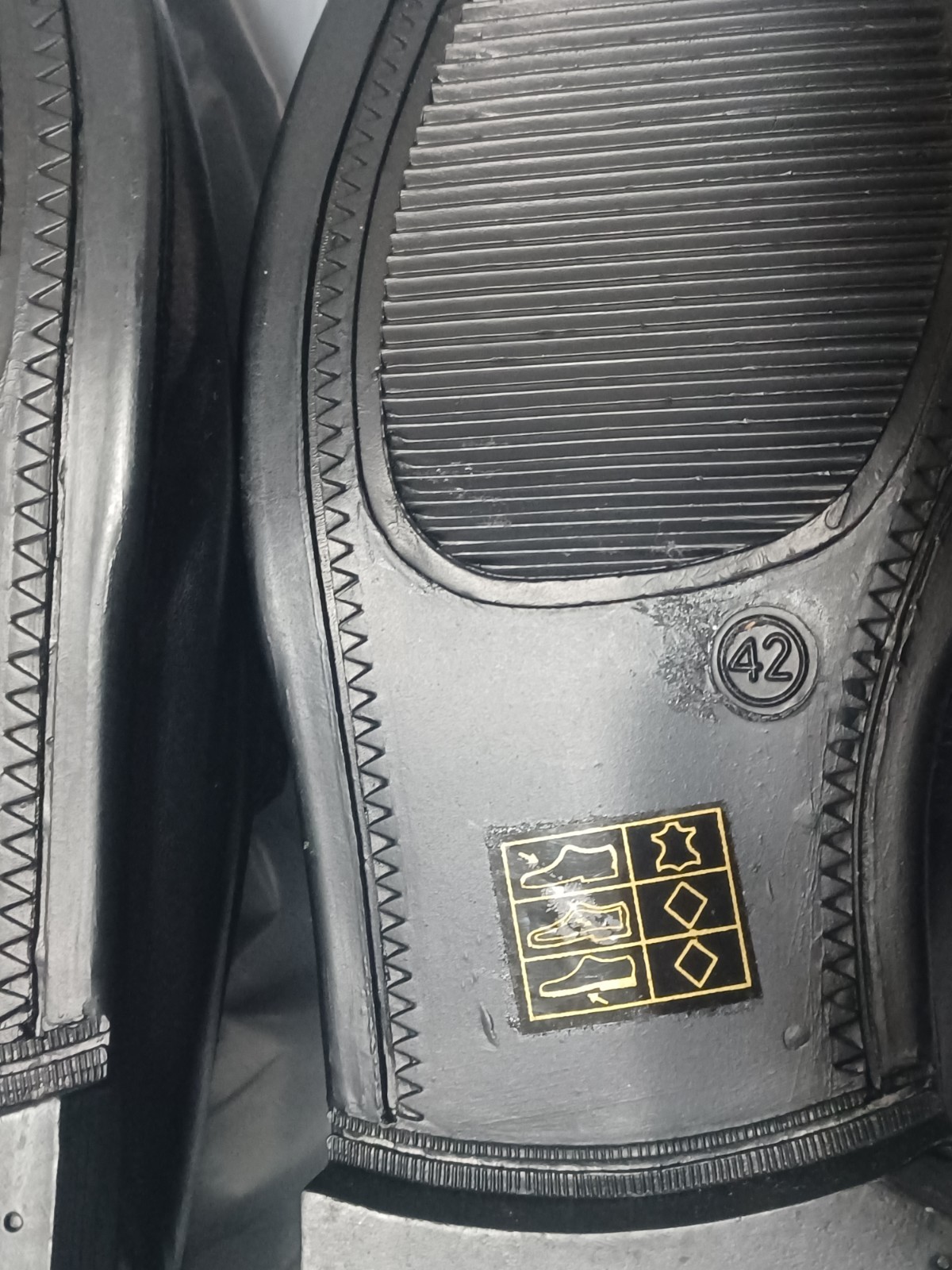 CHUMS LUXURY MENS SLIP ON SHOES - UK 8 - BRAND NEW - UNWORN - £45 RRP- LOAFERS image 4