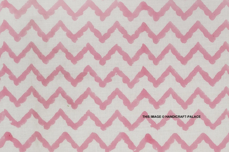 Tela de algodón hecha a mano india con estampado Chevron a mano por yarda Voile para correr Foto 2 de 3