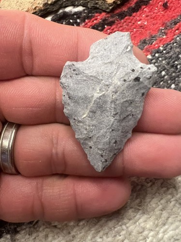 Rhyolite Stemmed Arrowhead - Archaic Period Ashe County North Carolina. A36 - Picture 3 of 15