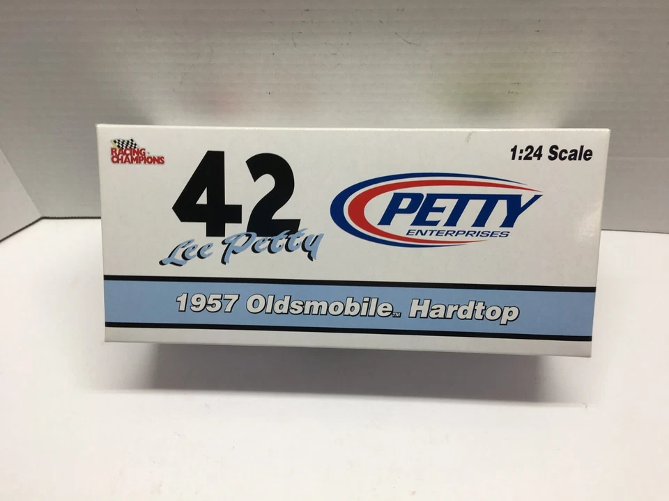Richard Petty autografiado diecast 1957 #42 Petty Engineering 1/24 Olds caja blanca Foto 2 de 4