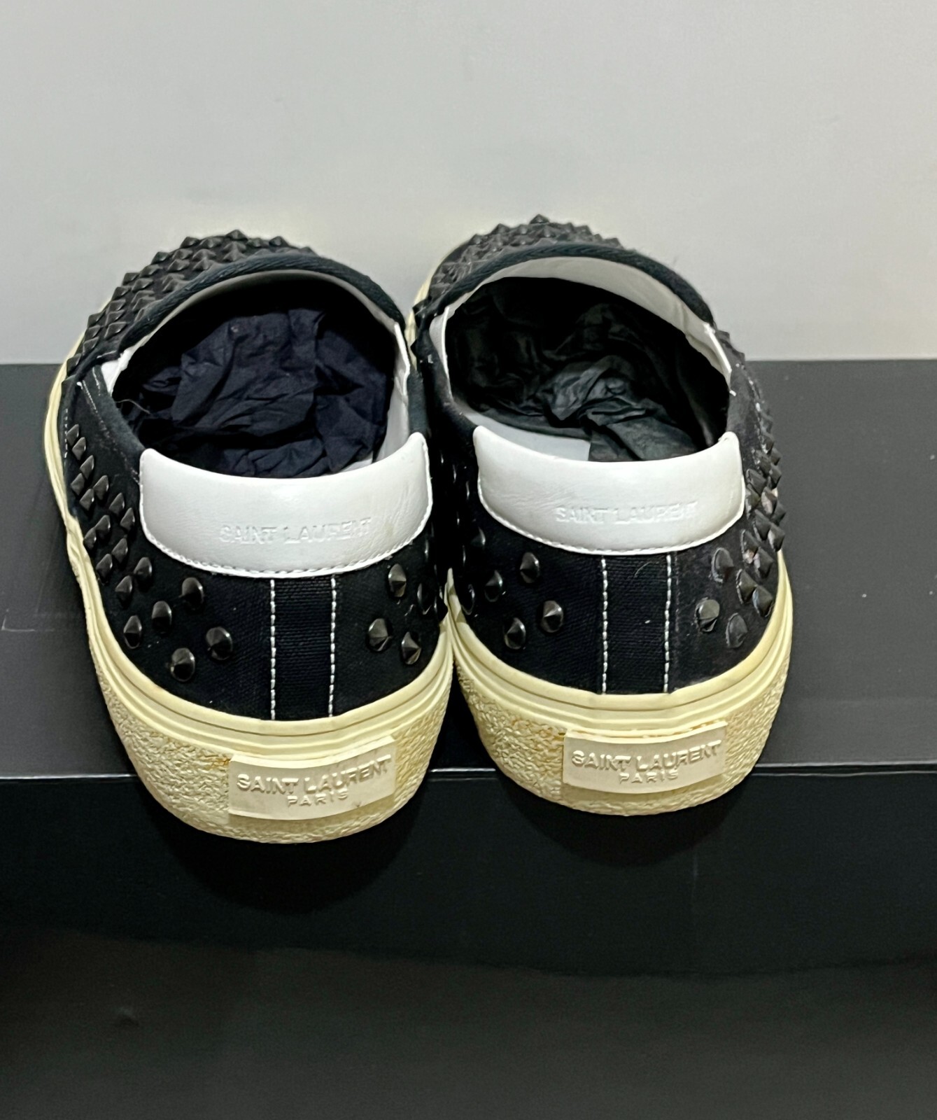 Saint Laurent slip on nero con borchie "Saint Stud" EU 39 5 UK 6 5 US 8 5