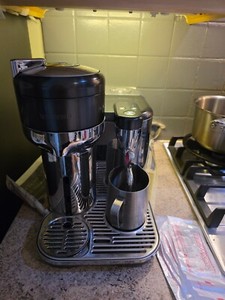 Sage Nespresso Vertuo Creatista Kaffeemaschine - Schwarzer Trüffel!