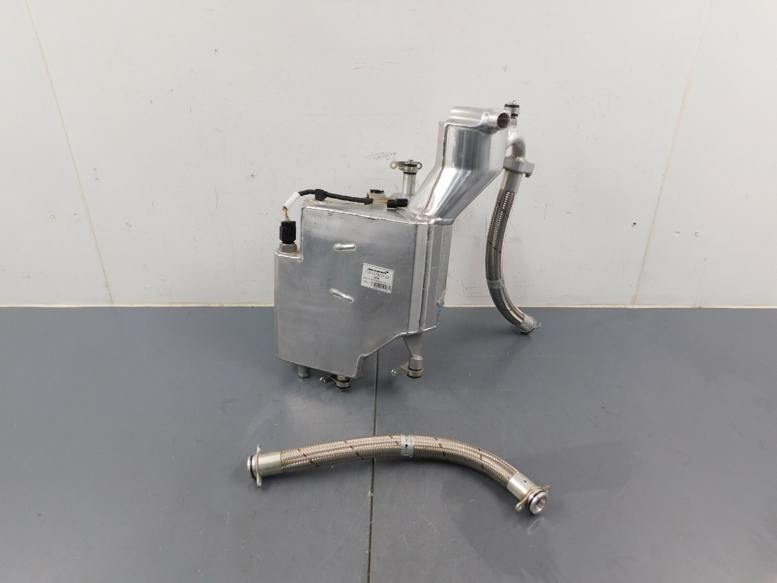 2016 17 18 19 20 McLaren 570GT 570 Engine Oil Tank Reservoir Hoses #1503 X5
