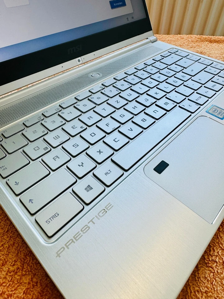 MSI Prestige 14 8RB FULLHD ULTRABOOK l Windows 11 SSD l QUAD i7 l NVIDIA MX150 - Bild 3 von 4