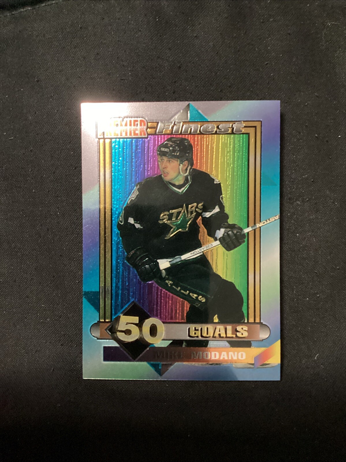 1994-95 Topps Premier Finest 50 Goals Mike Modano #9                         V54