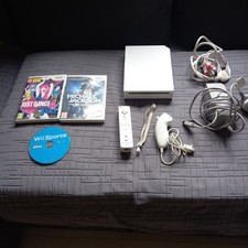 CONSOLE ORIGINALE NINTENDO WII COMPLETA DI CAVI , GIOCHI , JOYPAD WIRELESS 