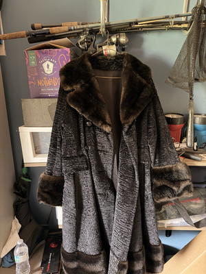 Morris B. Sachs Inc. Sycamore Women s Brown Long Overcoat Fur Trim Collar Button