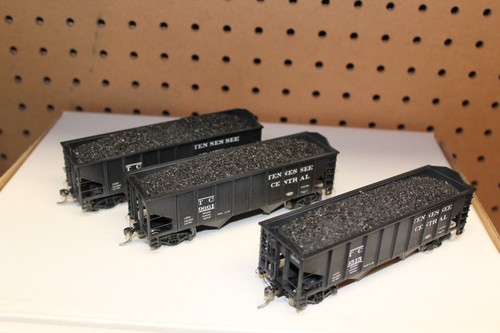 CARROS DE CARBÓN WALTHERS HO PERSONALIZADOS TENNESSEE CENTRAL #9515,9637,9661. | Zustand: Used