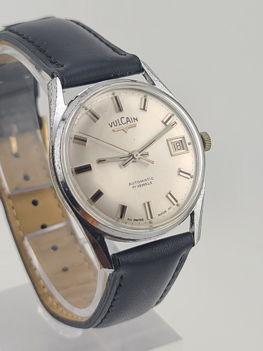 Vintage 1960's Vulcain Men's Automatic Calendar 17J Swiss Made