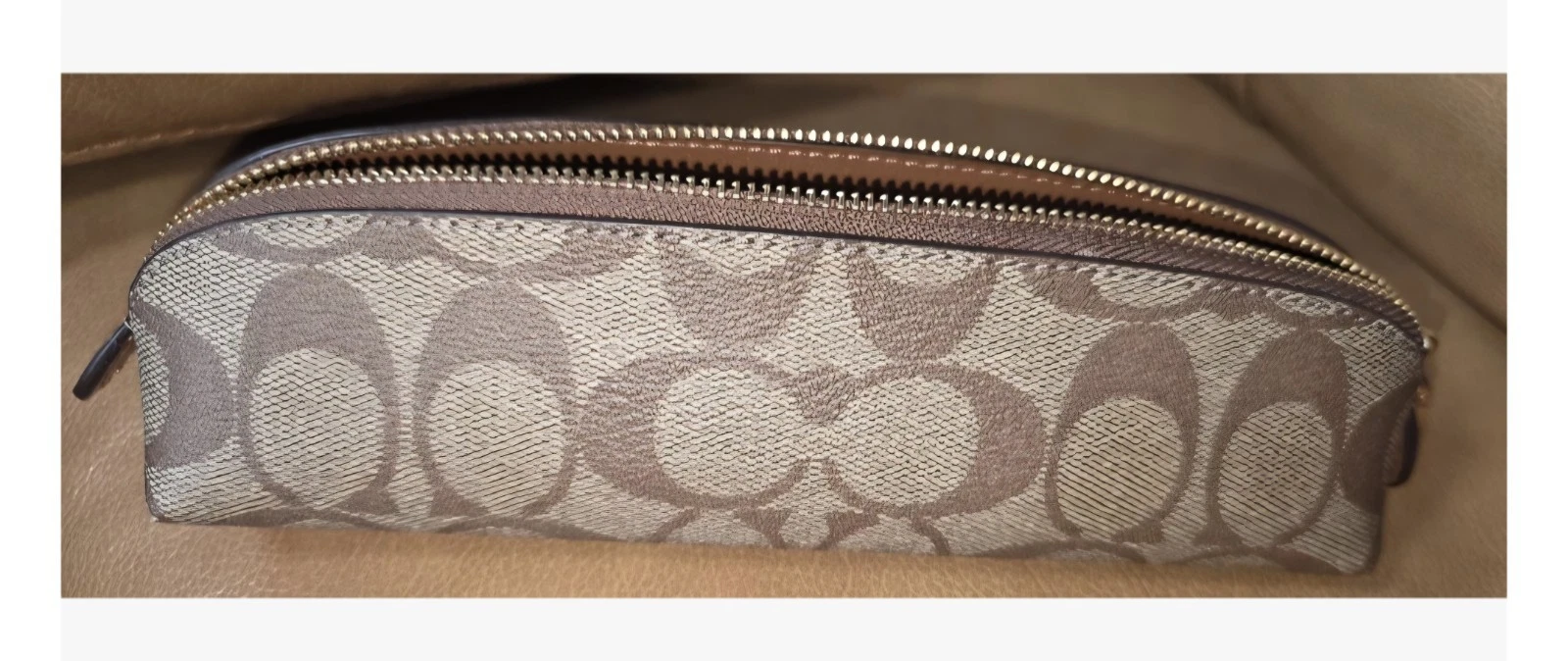 Coach Signature Canvas Zipper Makeup Bag Brown Beige Cosmetic Pouch Organizer