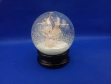 CoolSnowGlobes - Three Dancers Snow Globe