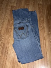Women  s Wrangler Blue Bootcut Jeans 9x34