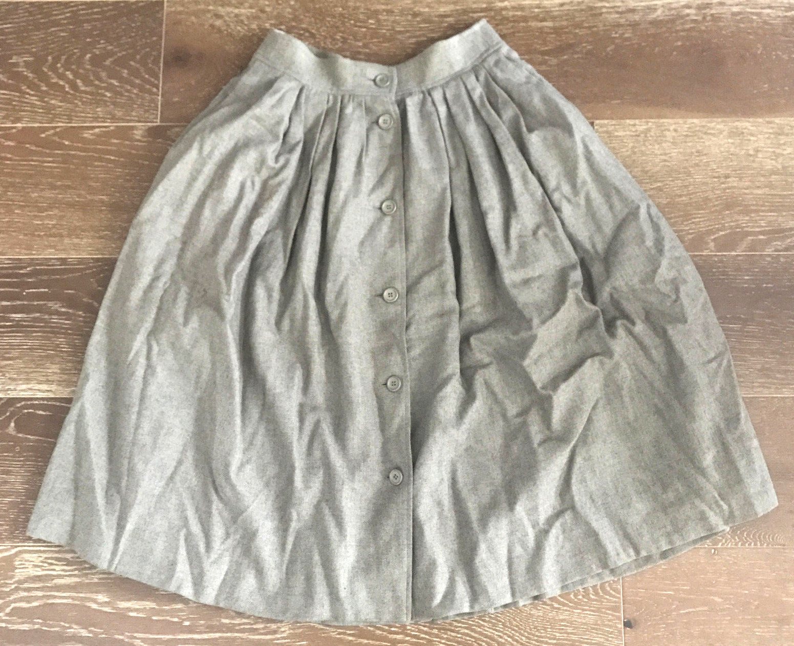 Gonna safari francese beige Yves Saint Laurent Rive Gauche Paris con bottoni taglia 38