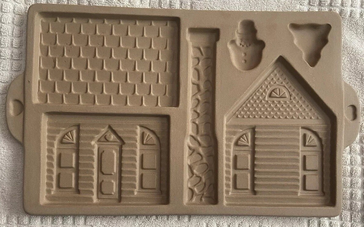 Pampered Chef Gingerbread House Stoneware Mold 1800 Heritage Collection