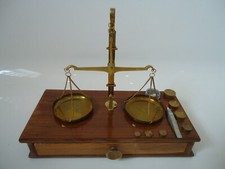 Set Brass Scales In Wooden Box With 50 Gram Weights Antique Style Gift e4