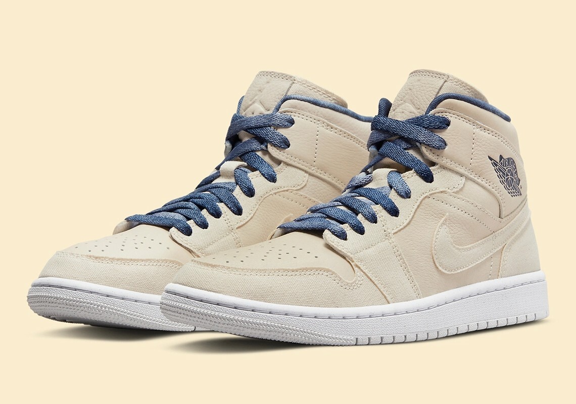 🔥 Size W11 / M9.5 - Nike Air Jordan 1 Mid SE Sanddrift (W