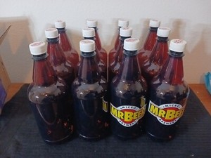 12 Mr. Beer Home Brewery MB2002 One Quart Liter Amber PET Bottles & Caps
