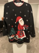 Santa Christmas Sweater Size L Knitted Lining.