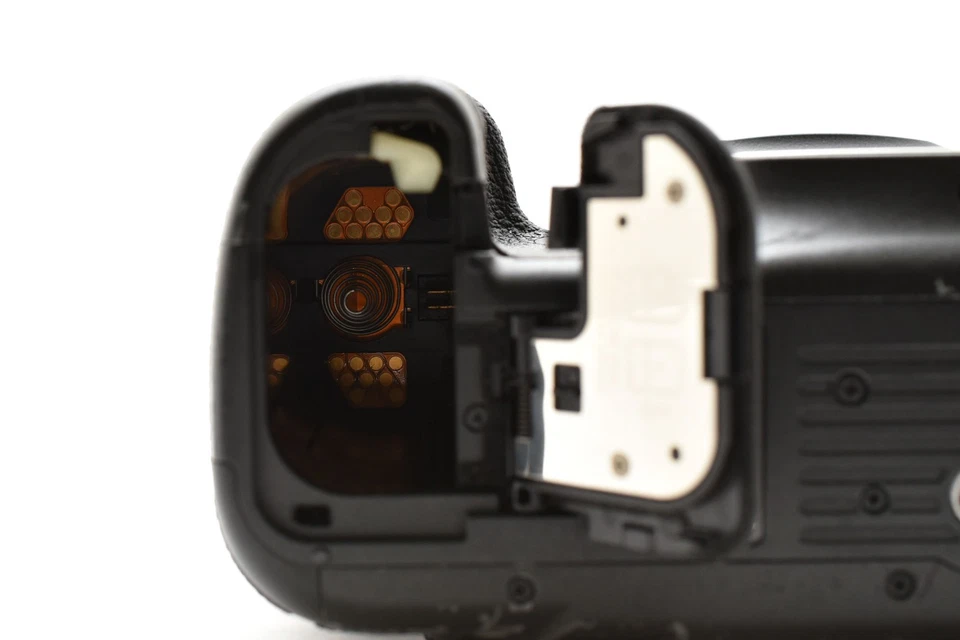 Canon EOS 5DS 50.6MP Digital SLR Camera Body w/Strap From Japan Near Mint #2563 - Image 2 of 4