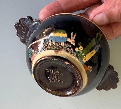 Vintage Mexican Tlaquepaque black cup bowl w/handles armadillo 5 7/8" wide - Image 1 of 4